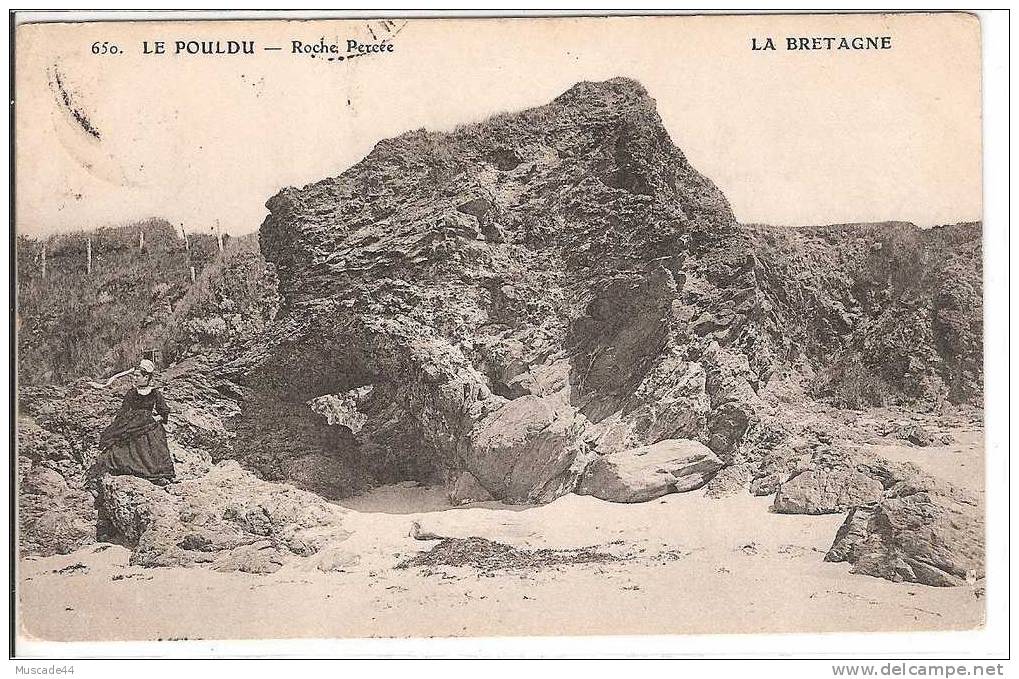 LE POULDU - ROCHE PERCEE - Le Pouldu