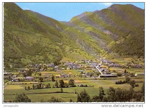 LARUNS 64 - Vue Générale Et Le Col De SIESTE - 1066 - L-1 - Laruns