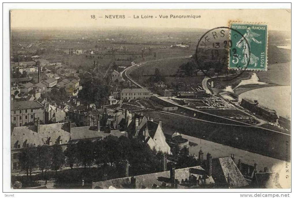 NEVERS. - La Loire - Vue Panoramique - Nevers