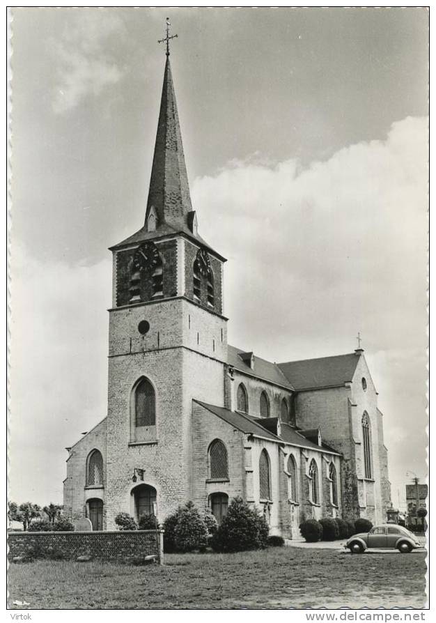 Ranst :  Kerk    ( Groot Formaat )   Old Car  VW - Ranst