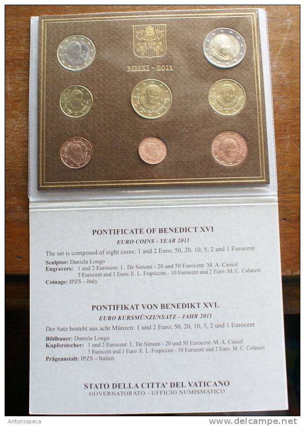 VATICAN 2011 - THE OFFICIAL EURO COINS YEAR 2011 - Vaticano