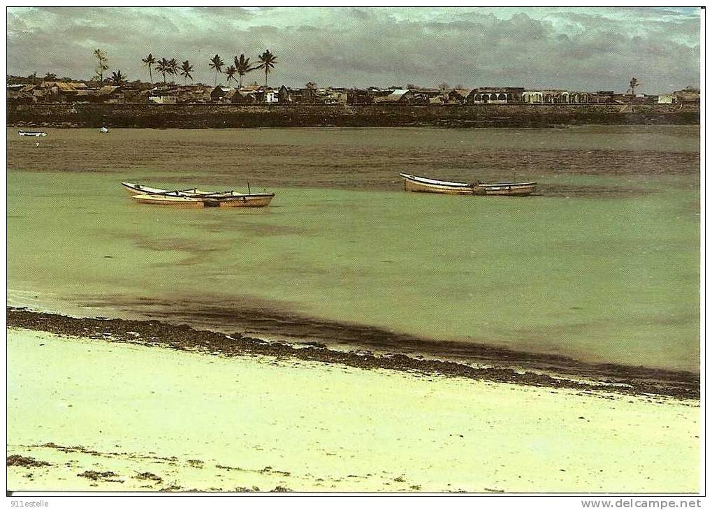 GRANDE- COMORE -- Plage De Chindini - Mayotte