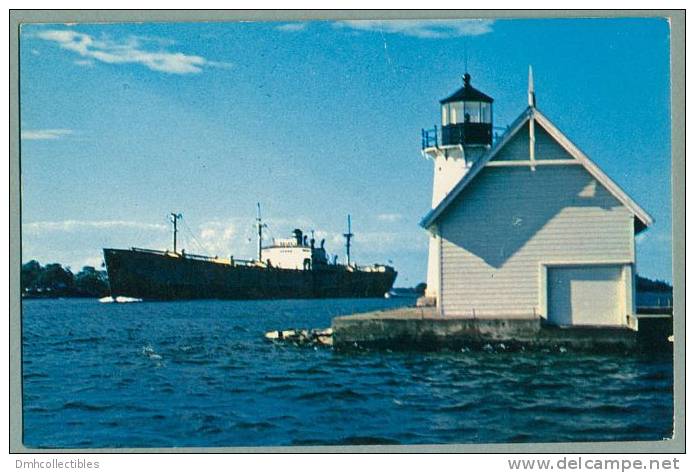 Sunken Rock Lighthouse, Thousand Islands St. Lawrence Seaway (ee-59) - Thousand Islands