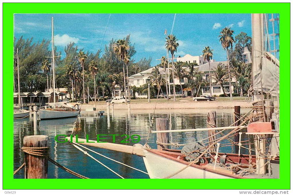 ST. PETERSBURG, FL - YACHT CLUB & CENTRAL YACHT BASIN - ANIMATED OLD CARS - - St Petersburg