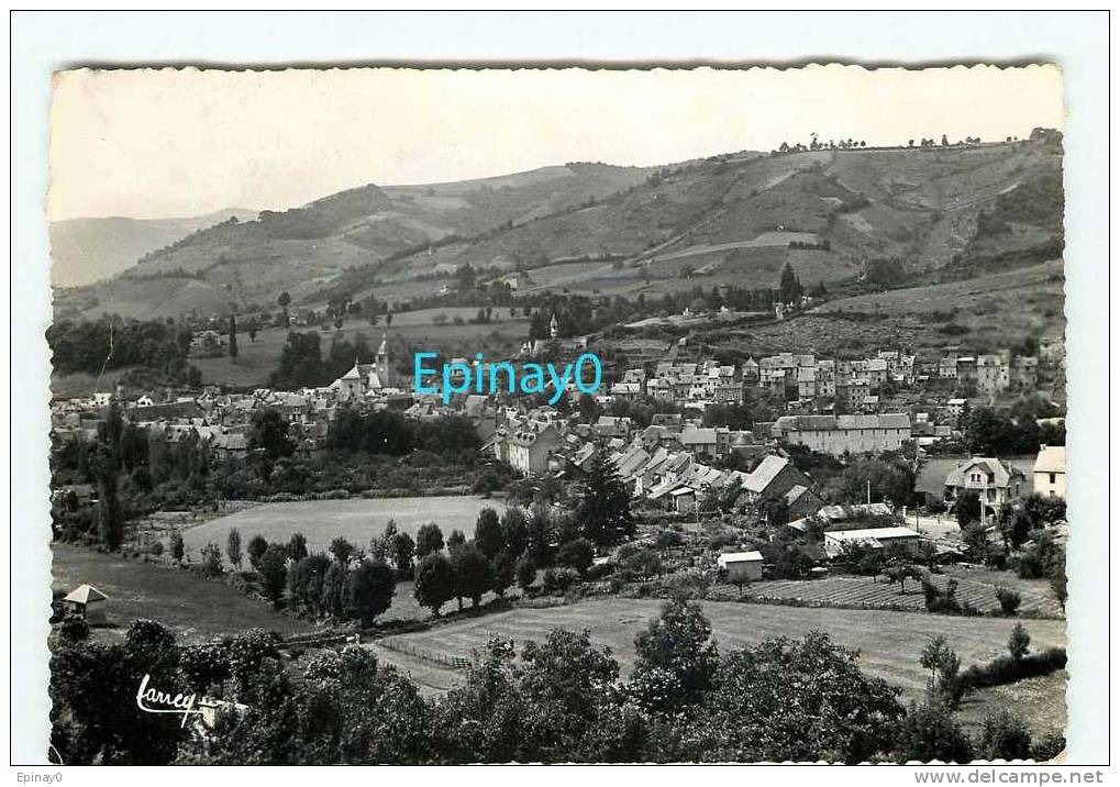 B - 12 - SAINT GENIEZ D'OLT - Vue Sur Le Village - édition Larrey - Autres & Non Classés