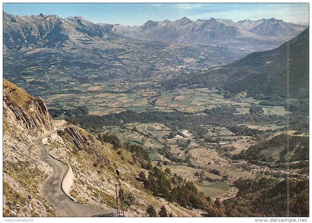 Hautes Alpes - Le Noyer Vue Vers St Bonnet Et Route Napoléon , Ed Photo Cim - Other & Unclassified