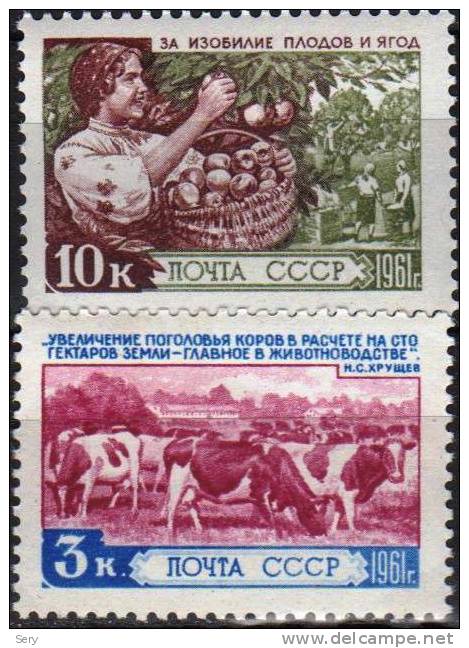 USSR  1961 Bkoc De 4 V   MNH Agriiculture Pommes Vaches - Koeien