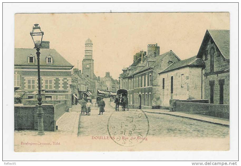 DOULLENS - Rue Du Bourg - Doullens