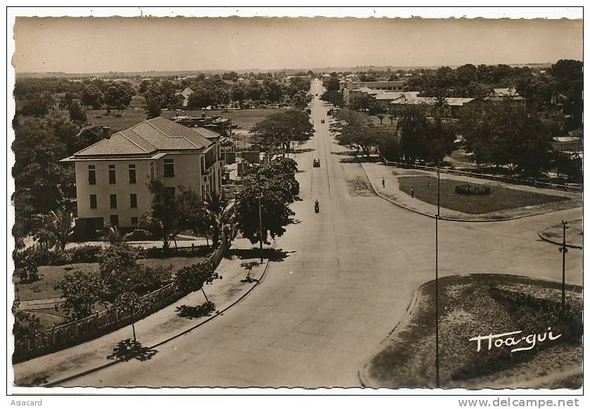 174 AEF Pointe Noire    La  Place De La Gare    Lib. Au  Messager - Pointe-Noire