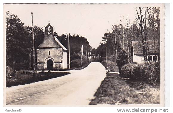 CROIX GENTE PRES MONTENDRE LA PETITE CHAPELLE édition Trouvé - Montendre