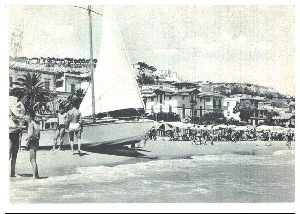 GROTTAMMARE, LA RIDENTE SPIAGGIA - Ascoli Piceno