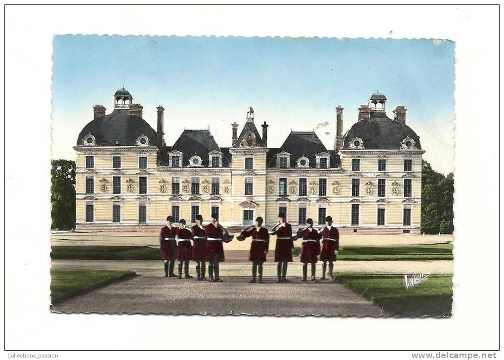 Cp, Sport, Chasse à Cour,  Cheverny, Sonnerie De Cor Devant Le Château, écrite 1960 - Caccia