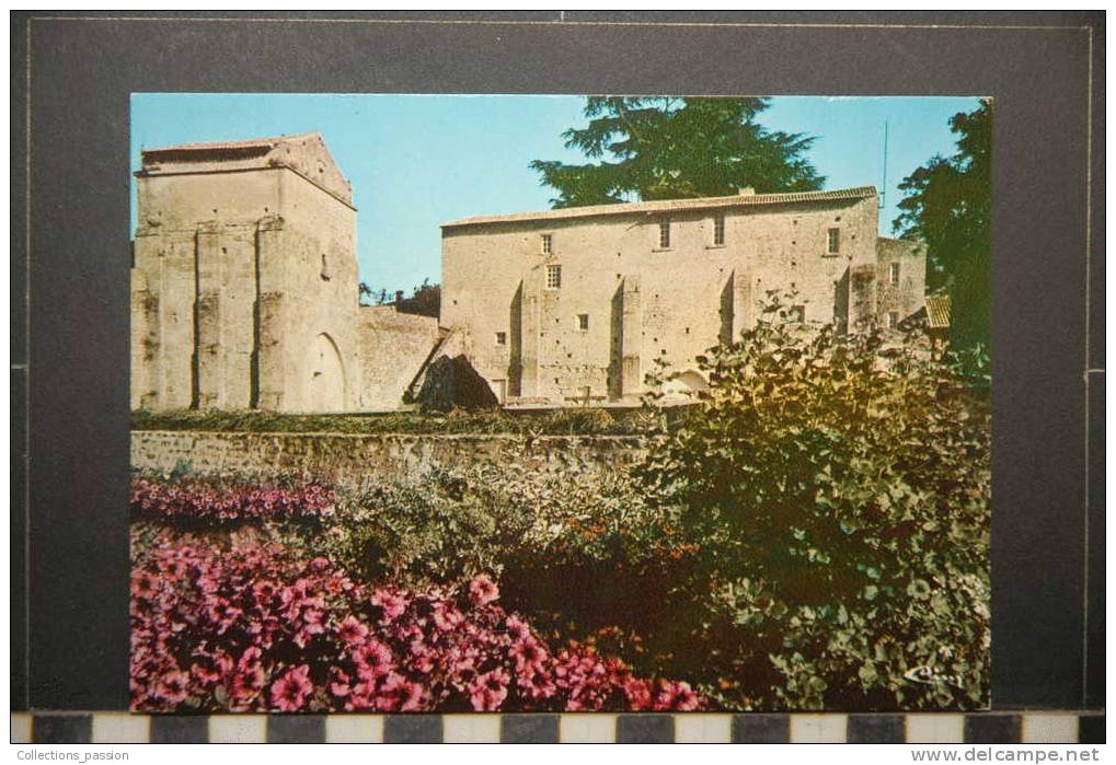 AIRVAULT ABBAYE MUSEE DES ARTS ET TRADITIONS POPULAIRES - Airvault