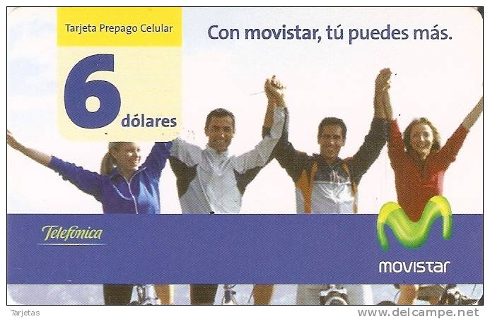 TARJETA DE ECUADOR DE MOVISTAR DE 6$ 2 PAREJAS BRAZOS LEVANTADOS - Ecuador