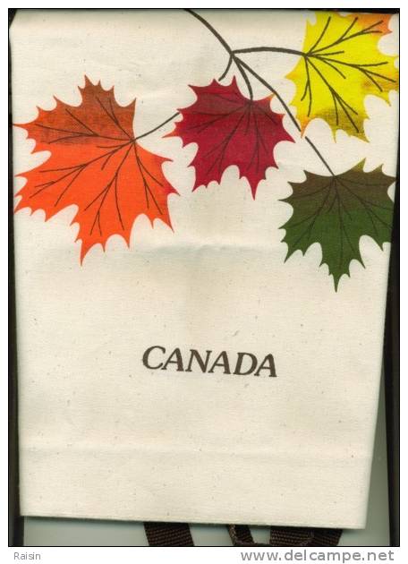 Très Joli Sac à Provisions Ou Plage  Toile Lin Sérigraphié à La Main "Canada Et  "feuilles Automnales" Neuf. - Taschen Und Beutel