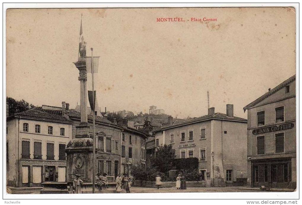 01-MONTLUEL- Place Carnot- Magasin " Société Economique  N° 12"  Poste-Télégraphe-Téléphone, Janin Coiffeur-Animée-Cpa - Montluel