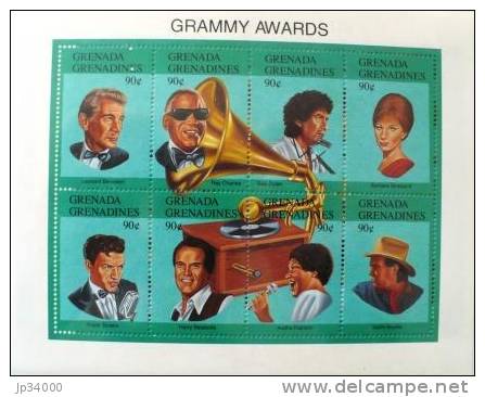 GRENADA: GOLD RECORD AWARDS Feuillet De 8 Valeurs (neuf Sans Charniere) Dylan, Sinatra, Ray Charles...... - Chanteurs