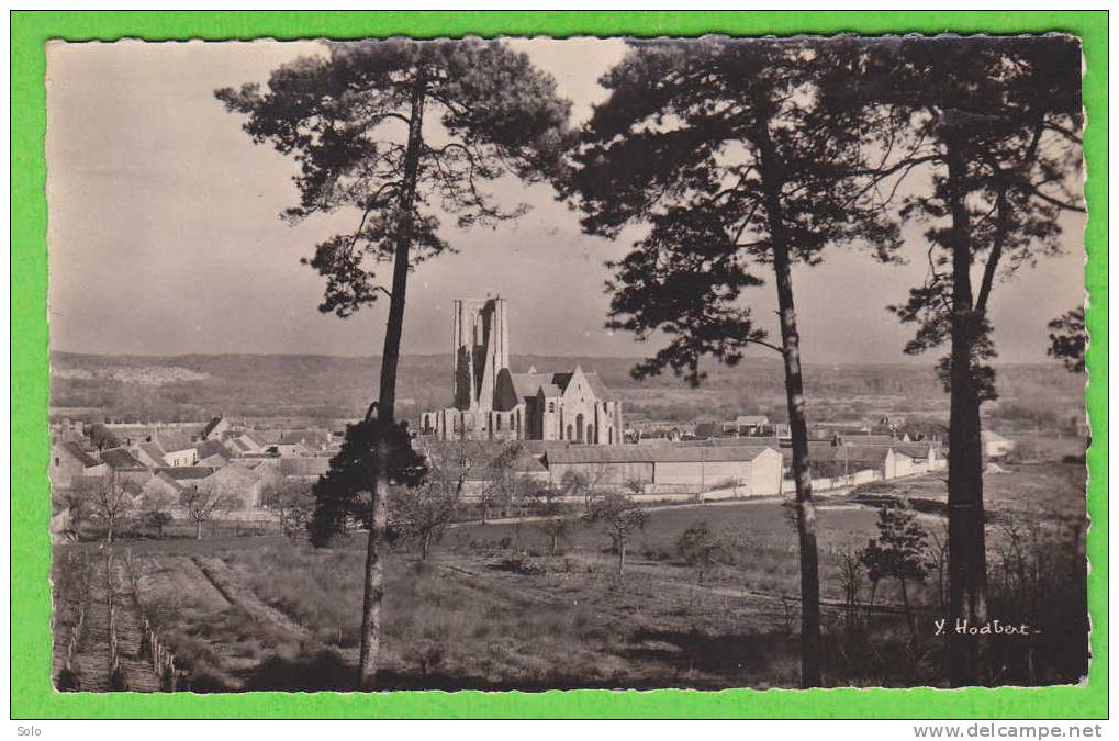 LARCHANT - Panorama Sur L'Eglise St-Mathurin - Larchant