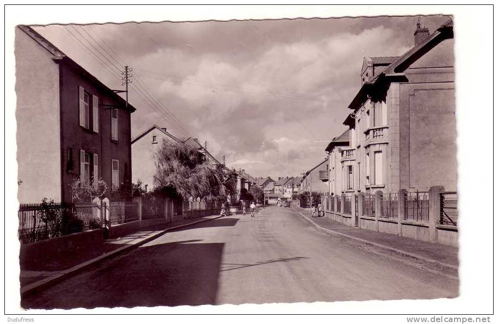 HAGONDANGE  RUE DES FLEURS - Hagondange