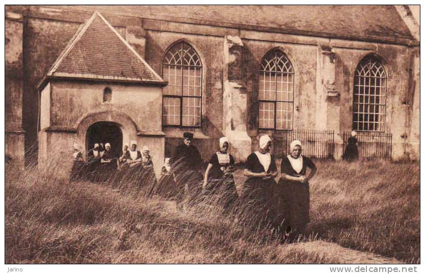 Nederland-Zeeland 1918, Zoutelande - Kerkuitgang,Coming Out Of Church, Gebruikt Nee - Zoutelande