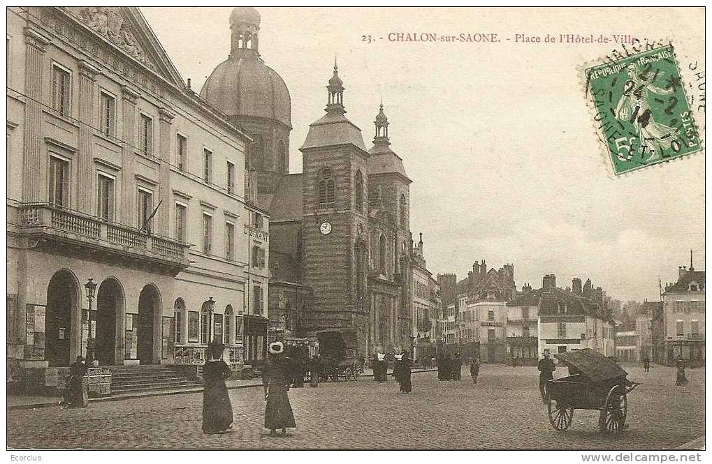 CPA - 71 - CHALON SUR SAONE -  PLACE DE L'HOTEL DE VILLE - Chalon Sur Saone