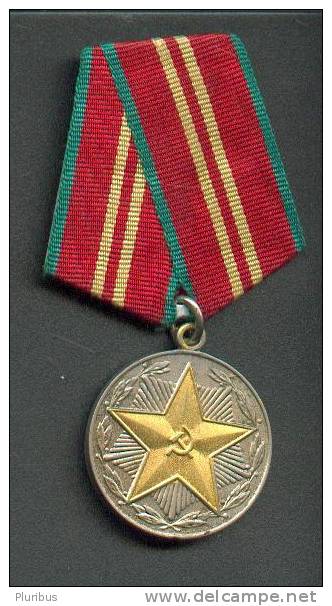 RUSSIA USSR   MEDAL FOR IMPECCABLE SERVICE IN MILITIA POLICE, 2nd Class For 15 Years In MILITIA - Russie