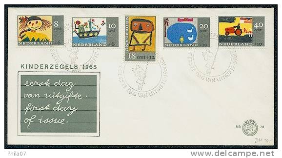 Netherlands - F. D. C. Cover Issued For The Occasion Of Children, With Complete Set Of Stamp With Children´s Drawing And - Autres & Non Classés