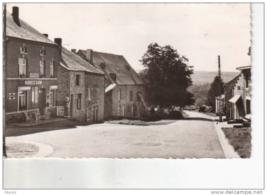 Le Mesnil   La Rue Grande - Viroinval
