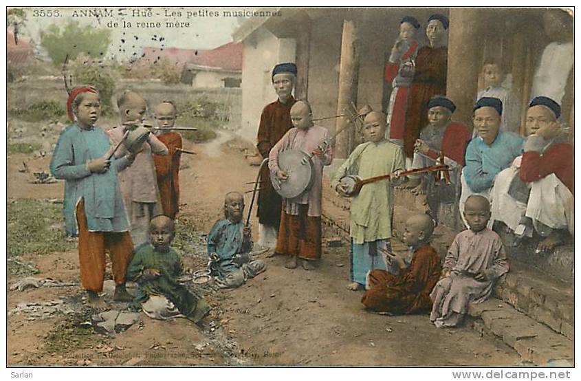 Indochine , Annam , HUE ,  Les Petites Musiciennes De La Reine Mere , *103 94 - Vietnam