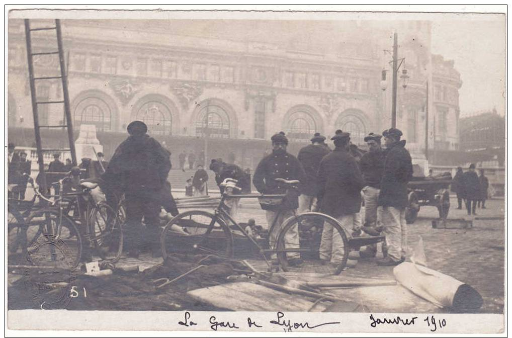 Carte  Photo  De  La  Gare  De  Lyon ,  Janvier  1910 - Métro Parisien, Gares