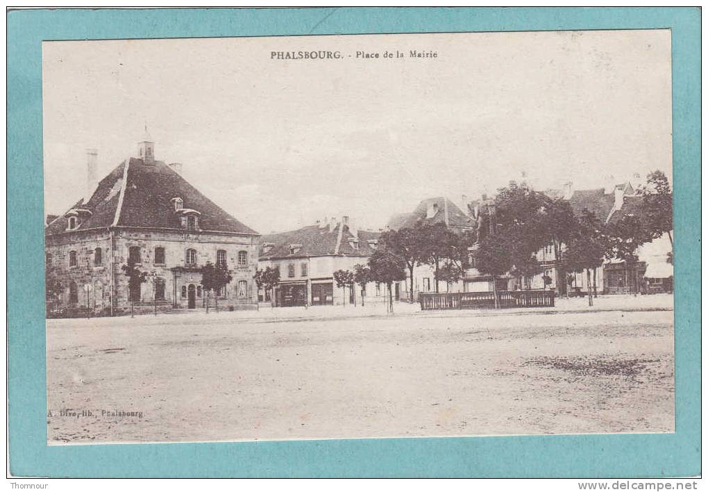 57  -  PHALSBOURG.  -  Place De La Mairie  -  BELLE CARTE  - - Phalsbourg