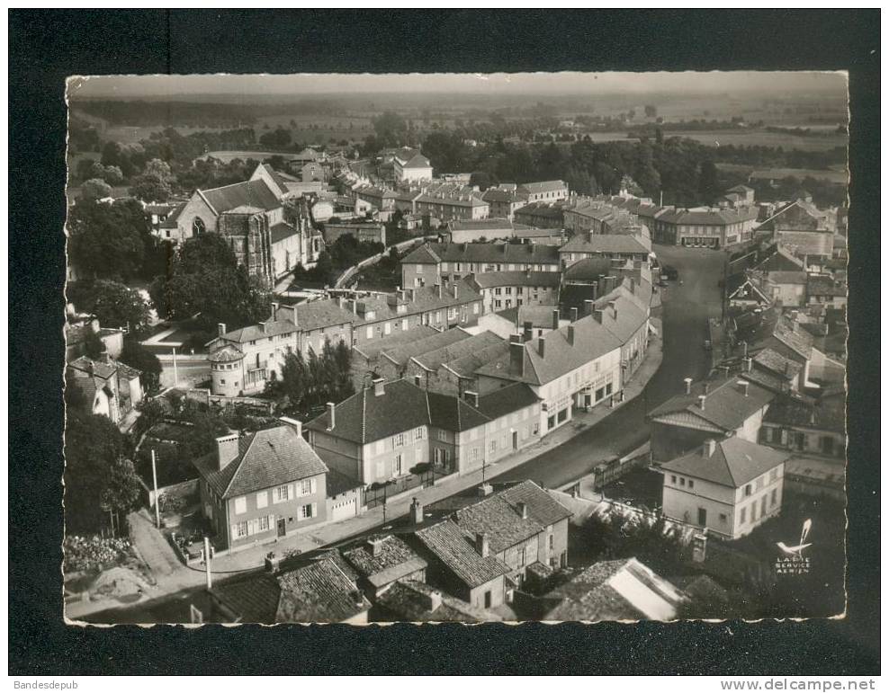 CPSM - En Avion Au-dessus De Montier En Der ( 52 ) - Rue De L' Isle  ( Vue Aérienne LAPIE 6) - Montier-en-Der