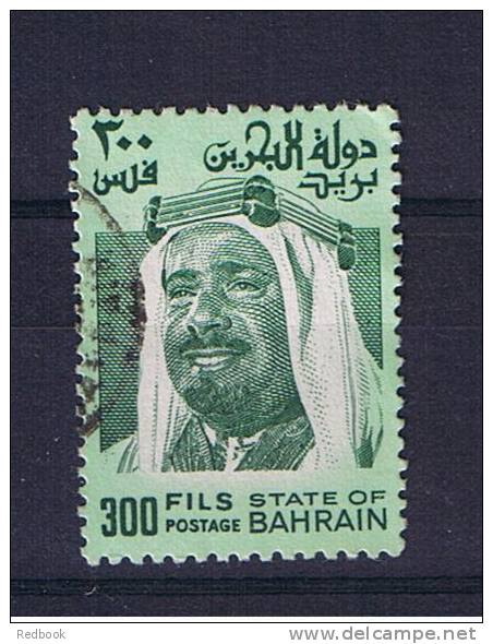 RB 727 - Bahrain 1976 - 300 Fils Stamp Fine Used - Bahreïn (1965-...)