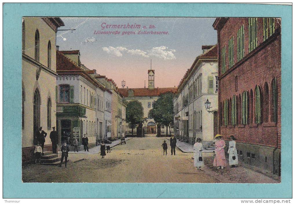 GERMERSHEIM A. Rh.  -  Lilienstrasse Gegen Zollerkazerne .  - 1919  -  CARTE ANIMEE - ( Trace Pliure Angle Haut Gauche ) - Germersheim