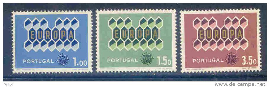 Portugal - 1962 Europa CEPT (Complete Set) - Af. 898 To 900 - MLH - Nuovi