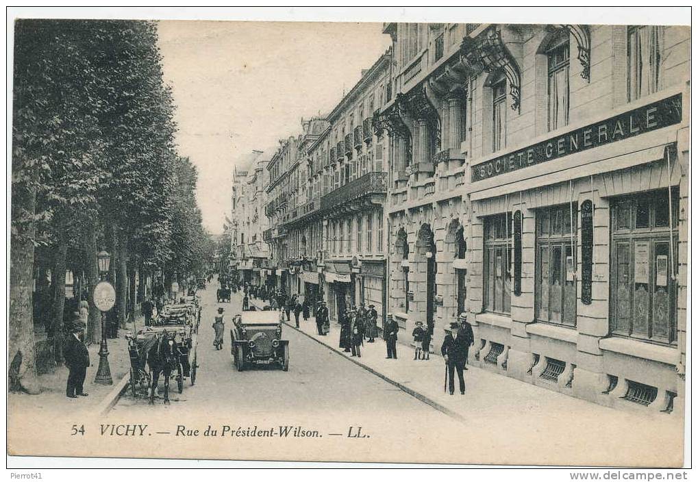 VICHY - Rue Du Président-Wilson (à La Hauteur De La Société Générale) - Vichy