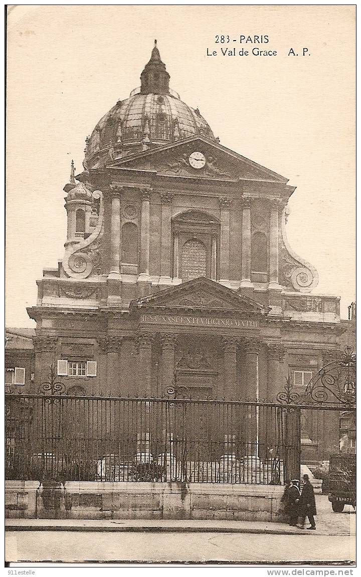 PARIS  --  Le Val De Grace - Santé, Hôpitaux