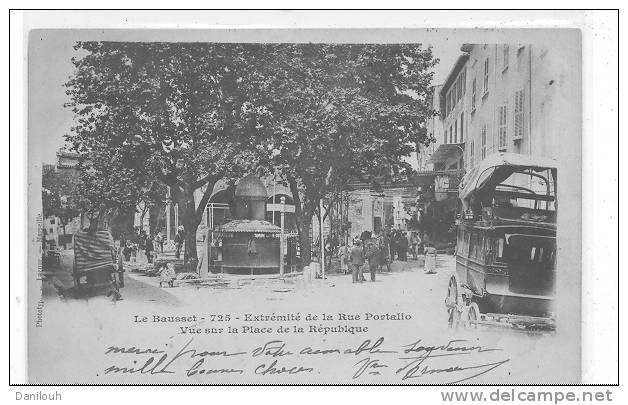 83 // LE BEAUSSET  Extrémité De La Rue Portalio  725 / - Le Beausset