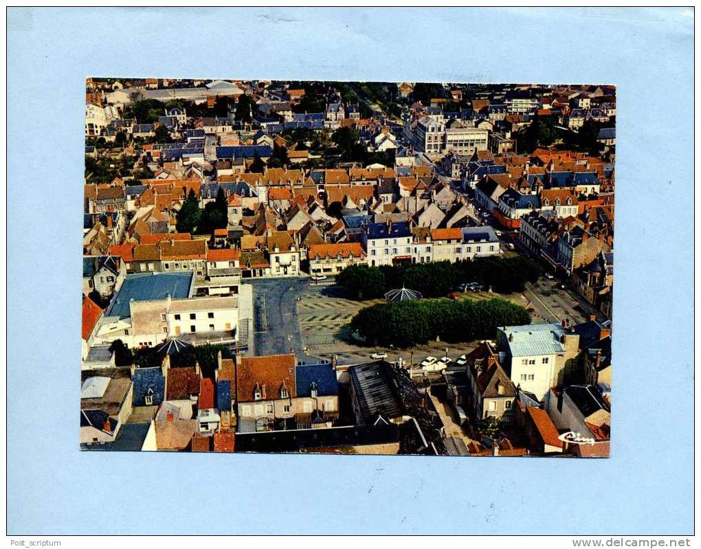 Saint Amand-Montrond - Vue Aérienne - Place Carrée - Saint-Amand-Montrond