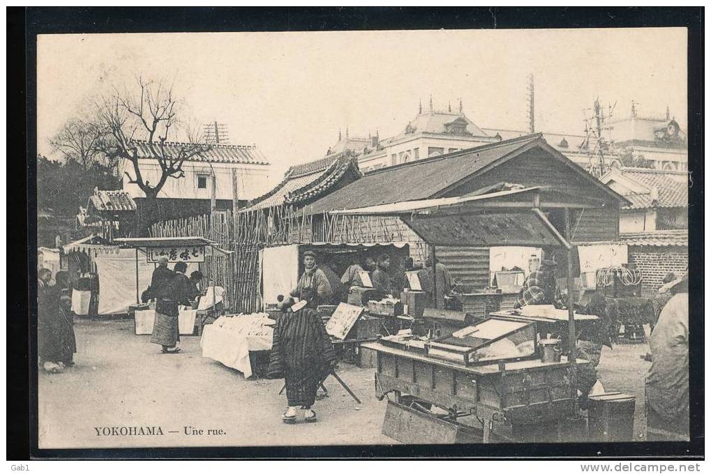 Japon --- Yokoama --- Une Rue - Yokohama