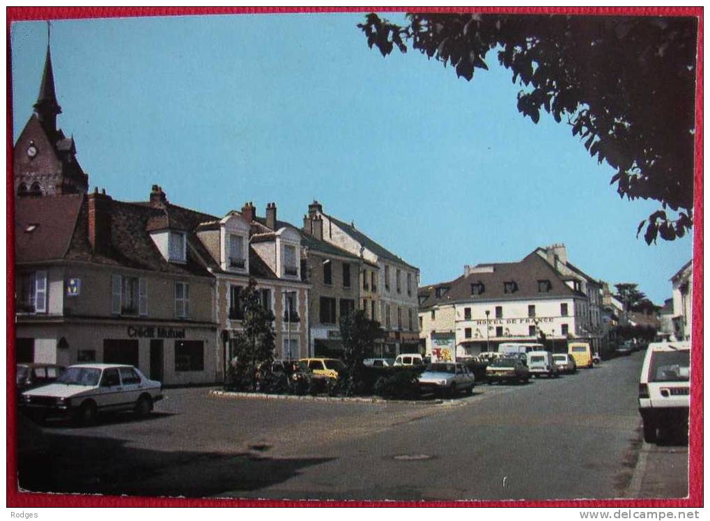 Dep 91 , Cpm ANGERVILLE , La Place (129) - Angerville