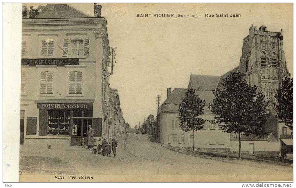 CPA (80) SAINT RIQUIER Rue Saint Jean - Saint Riquier