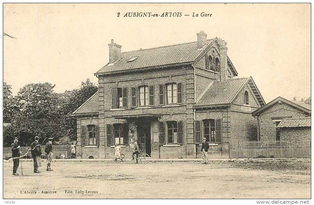 Pas-de-Calais 62  81 Aubigny-en-Artois La Gare - Aubigny En Artois