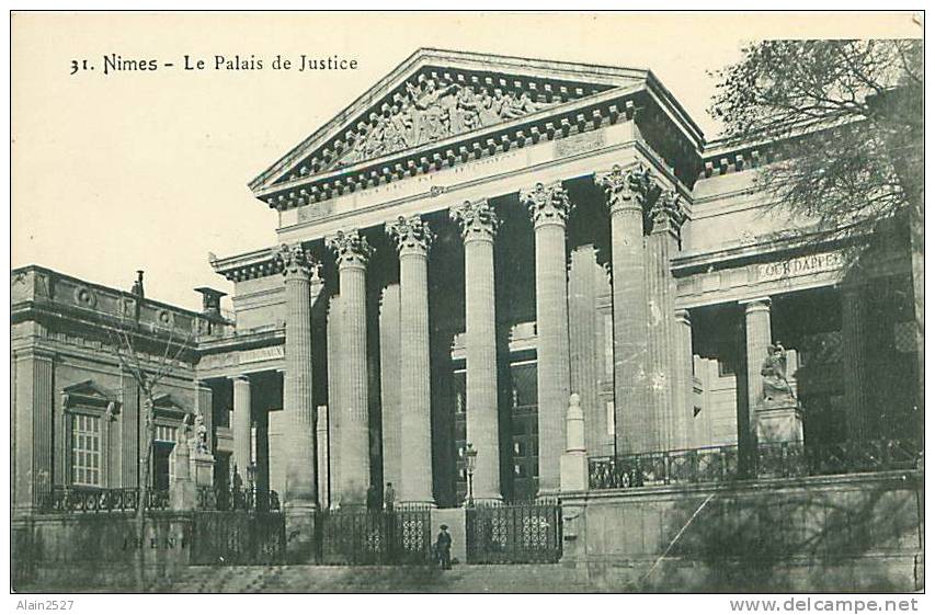30 - NIMES - Le Palais De Justice (N. 31) - Nîmes