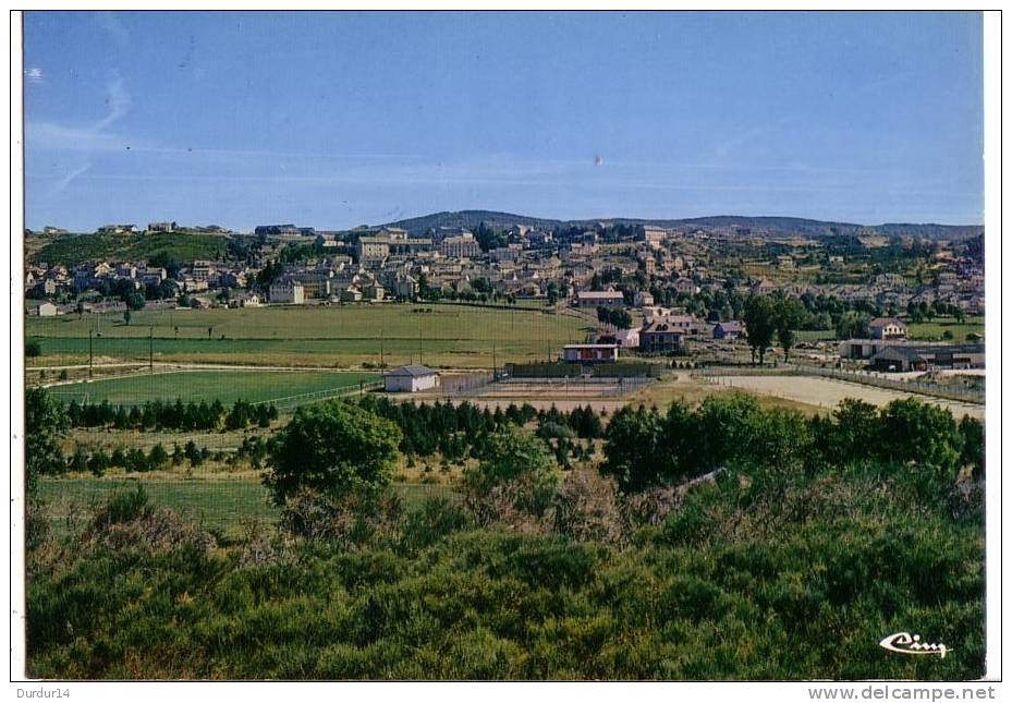 ST-ALBAN-SUR-LIMAGNOLE  (  Lozère)  Panorama Du Village - Saint Alban Sur Limagnole