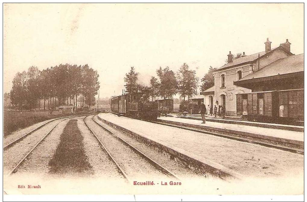 ECCUEILLE - La Gare - Altri & Non Classificati