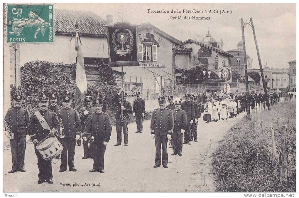 ¤¤  -   ARS  - Procession De La Fête-Dieu  -  Défilé Des Hommes  -  Hôtel Du Midi  -       -  ¤¤ - Ars-sur-Formans