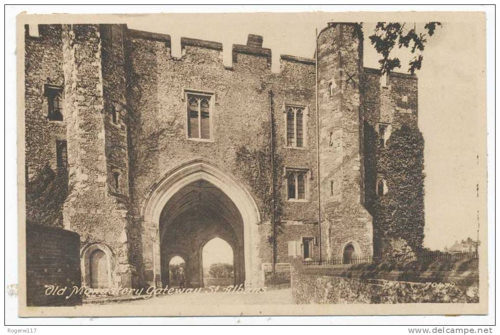 Old Monastery Gateway, St. Albans - Hertfordshire