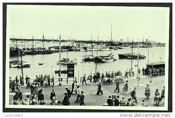 12 Postcards Of  "RAMSGATE"  C1950,  All Unposted. - Ramsgate
