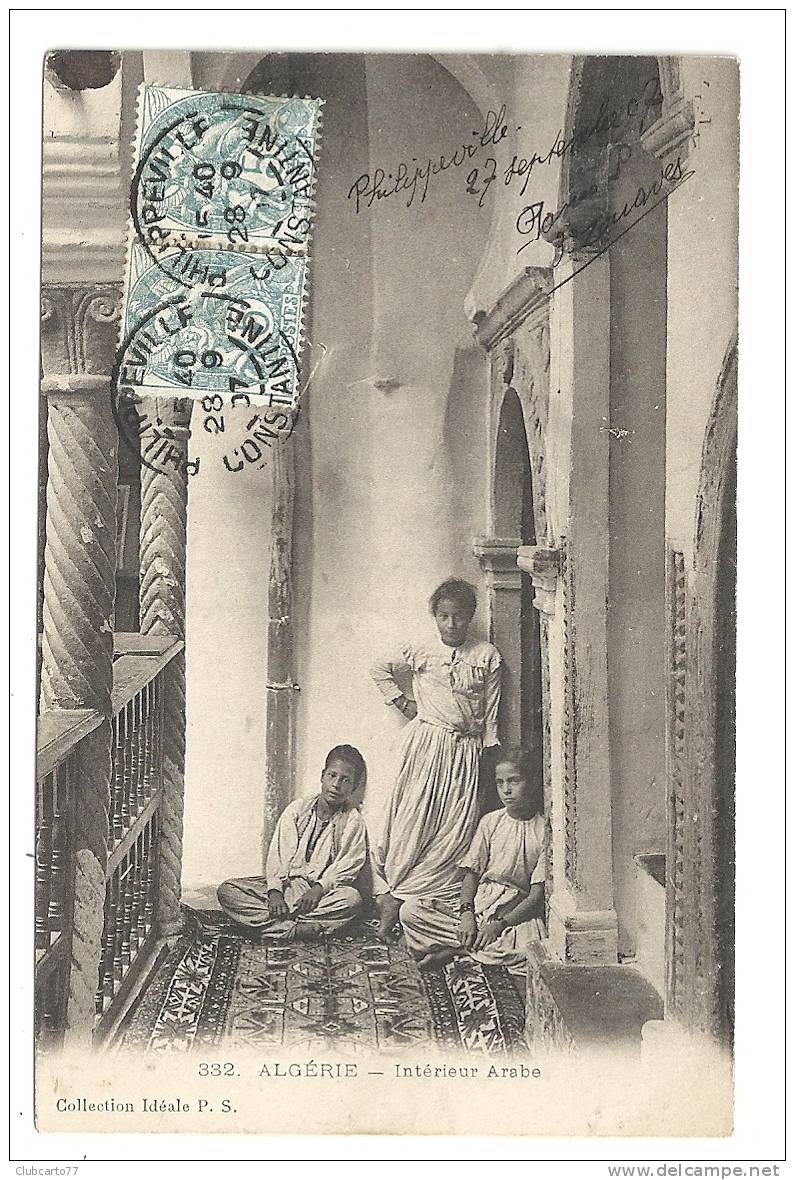 Skida Ou Philippeville (Algérie) : Intérieur D'un Maison Arabe Avec Les Enfants Env 1907 (animée). - Skikda (Philippeville)